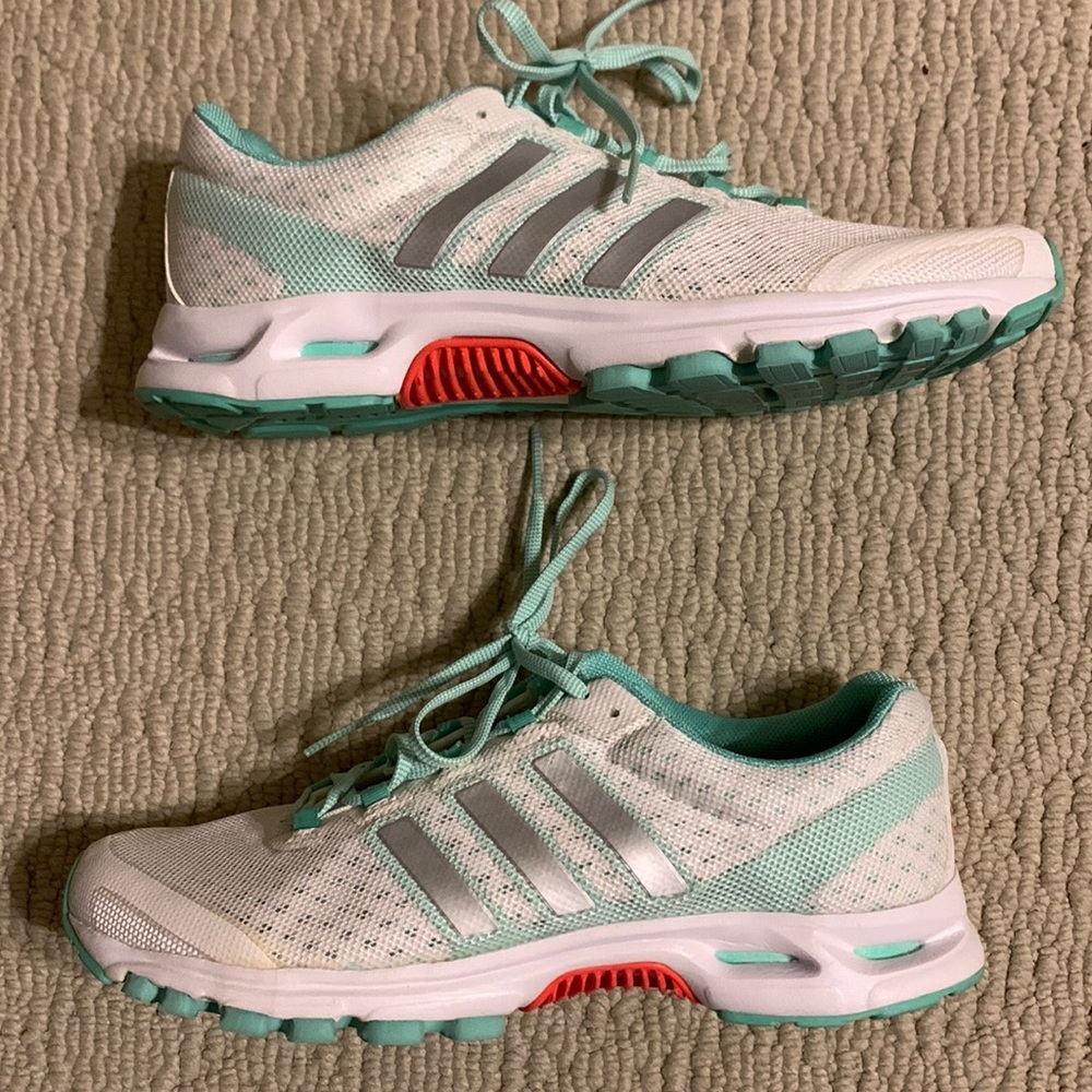 Running shoes